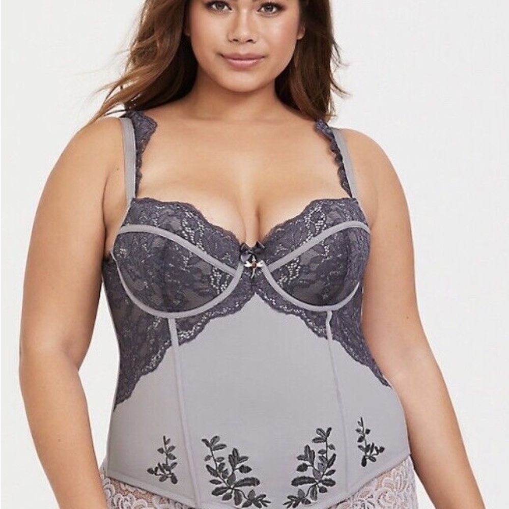 Torrid Outlander Charcoal Grey Lace Bustier
